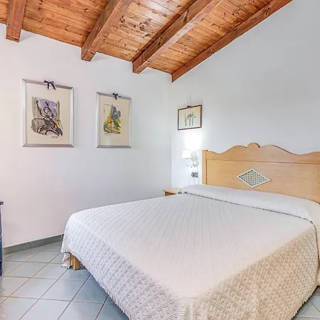 Apartment Casa Pitti 200m From The - Happy Golfo Aranci