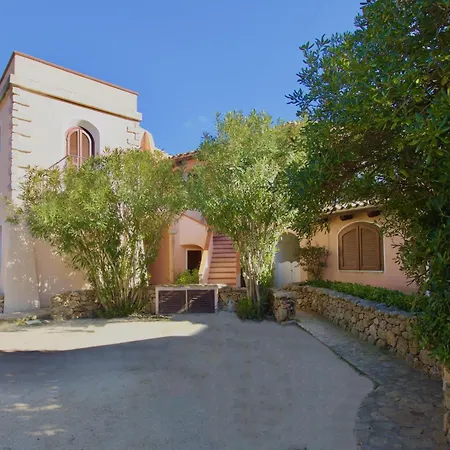 Casa Pitti 200m From The - Happy