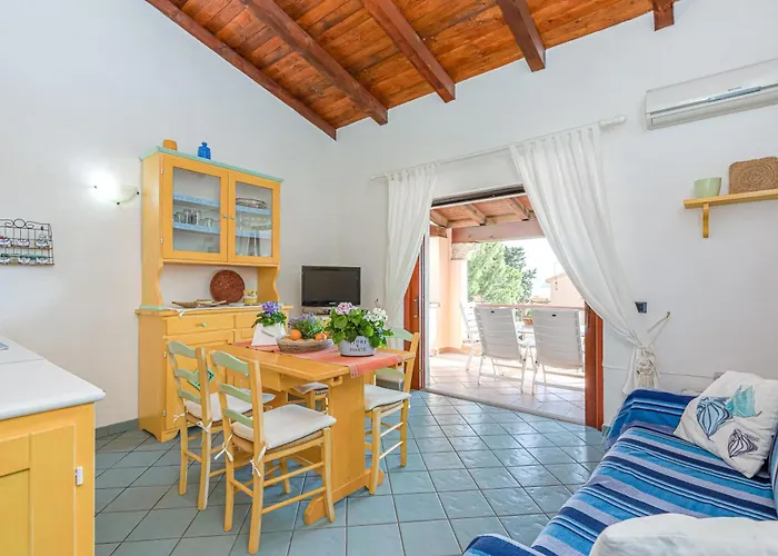 Apartman Casa Pitti 200m From The - Happy Golfo Aranci